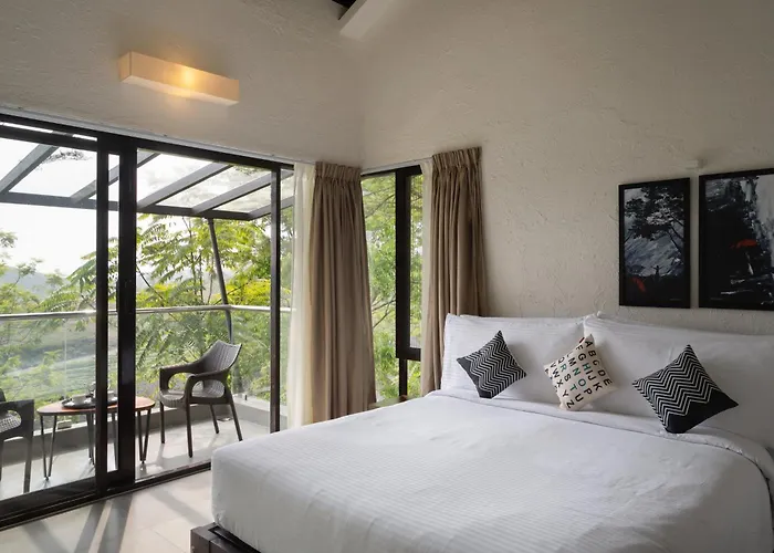 Tea Terrain Resorts & Spa